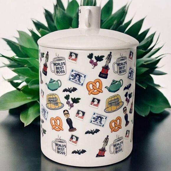 NWT NBC The Office World's Best Boss Large 10" White Ceramic Canister Jar w/ Lid - Picture 3 of 16